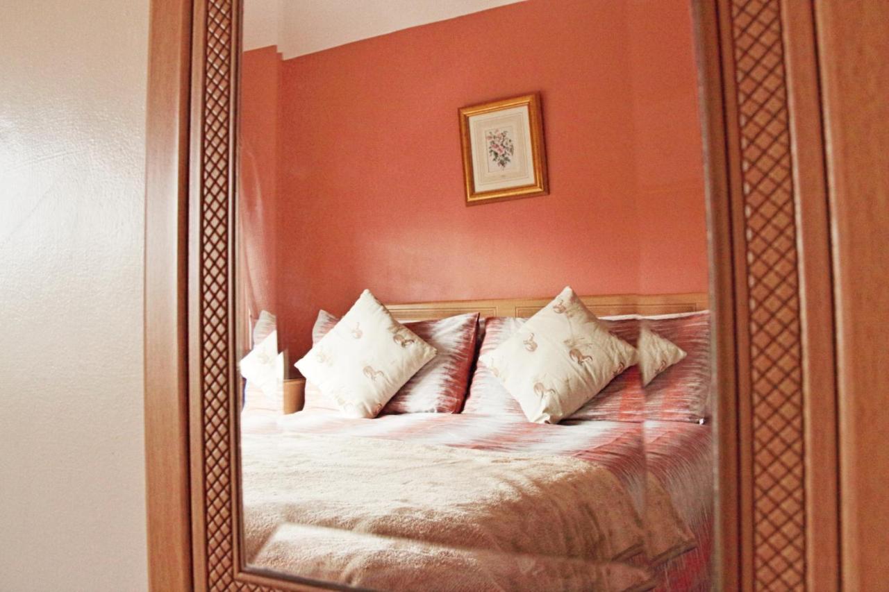 Отель Haven Crest Уитби Экстерьер фото